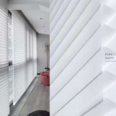 Χρησιμοποίηση σχοινιών Chic και σύγχρονο Shangrila Blind ύφασμα για σύγχρονα εσωτερικά σπίτια